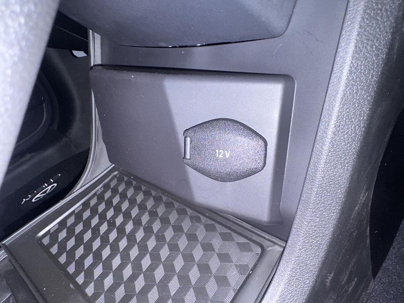 Chery Tiggo 4 HEV (2026) 1,5 COMFORT - fotka 14 z 18