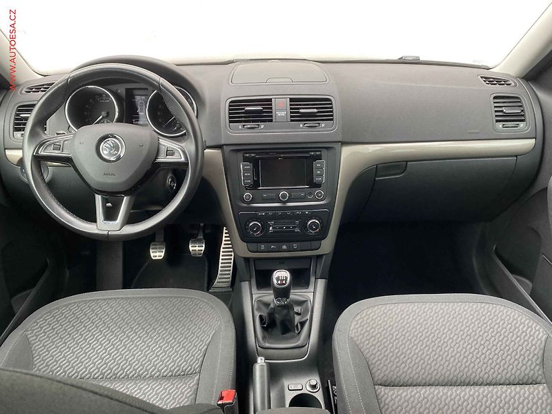 Škoda Yeti (2014) 2.0 TDi 4x4, Elegance, TZ - fotka 8 z 18