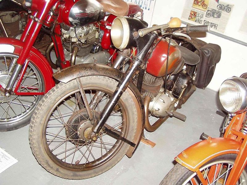 Byla to česká značka motocyklů, které se vyráběly v letech 1934 až 1949 ve společnosti Autfit v Praze – Strašnicích. Z trhu se stroje Ogar vytratily po II. světové válce.