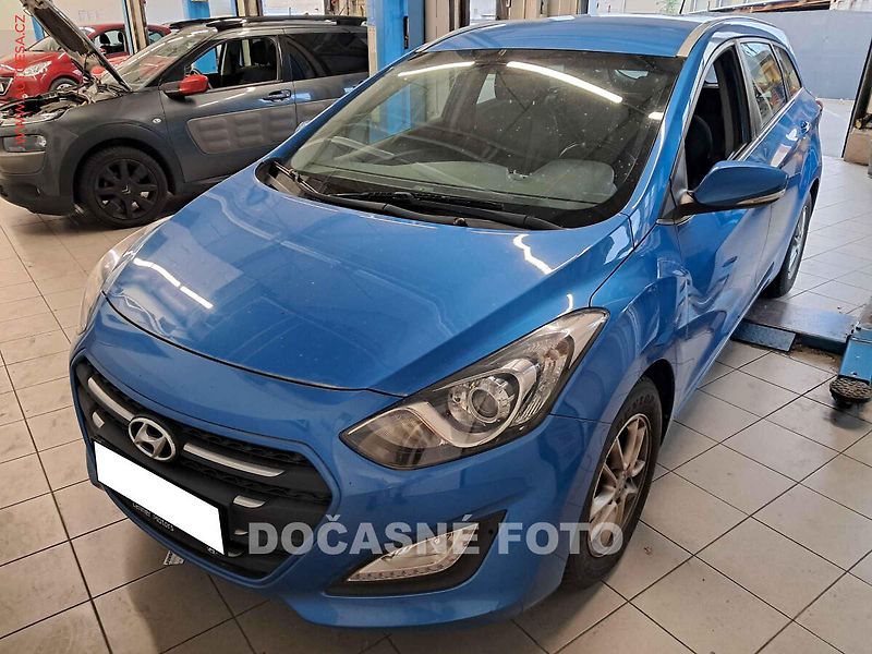 Hyundai i30 (2017) 1.6GDI - fotka 1 z 3