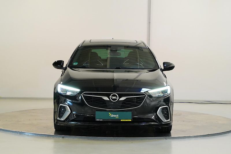 Opel Insignia - fotka 4 z 30