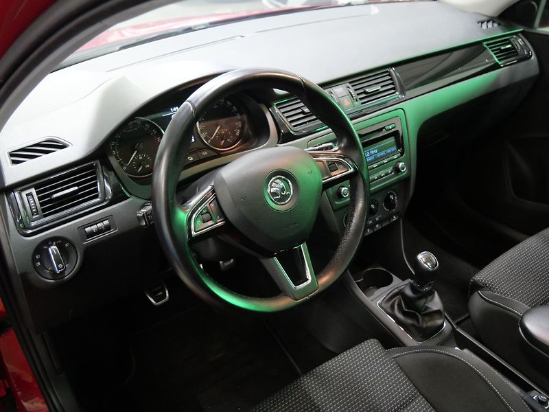 Škoda Rapid - fotka 5 z 22