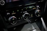 Škoda Octavia 3 FL Combi 1.4 TSI 110 kW - náhled 29