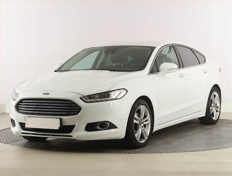 Ford Mondeo (2016) 2.0 EcoBoost, Automat, Kůže - fotka 2 z 26