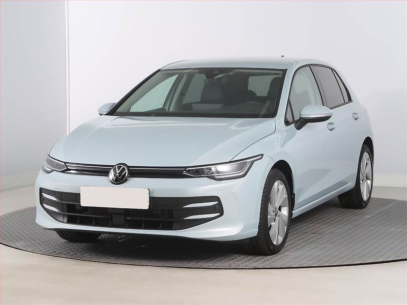 Volkswagen Golf (2025) 1.5 TSI, 1.Majitel, DPH - fotka 2 z 20