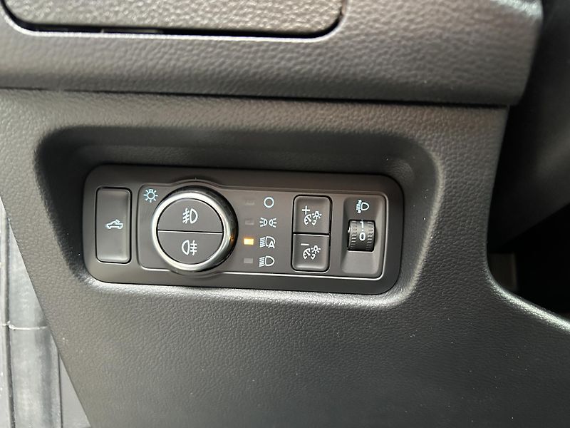 Ford Ranger Wildtrak 2.0 Bi-Turbo 151kW - fotka 16 z 30