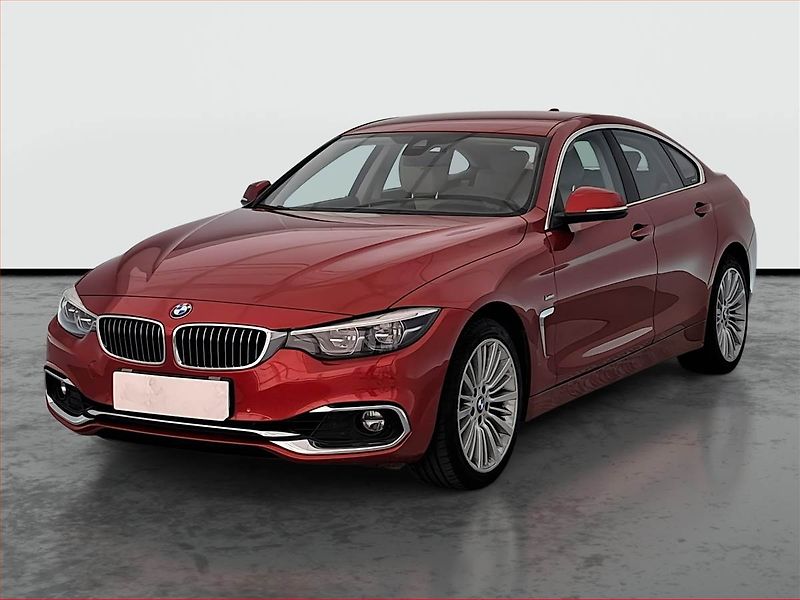 BMW Řada 4 (2018) 430i xDrive - fotka 2 z 23