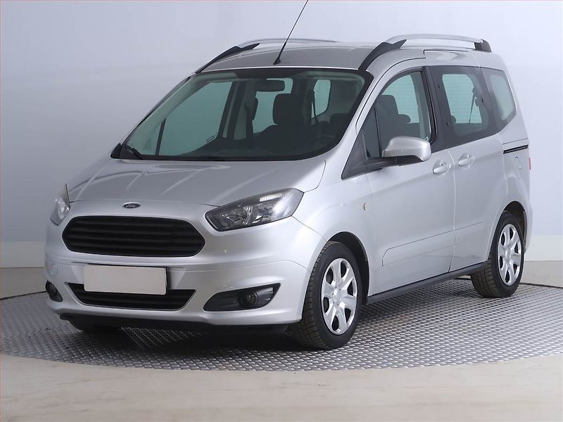 Ford Tourneo Courier (2017) Trend 1.0 EcoBoost, 5Míst, ČR - fotka 2 z 16