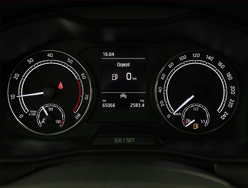 Škoda Scala (2022) Style 1.0 TSI, Serv.kniha - fotka 9 z 19