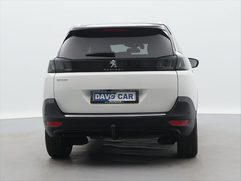 Peugeot 5008 1,2 PT 96kW Allure 7-Míst CZ - fotka 6 z 32
