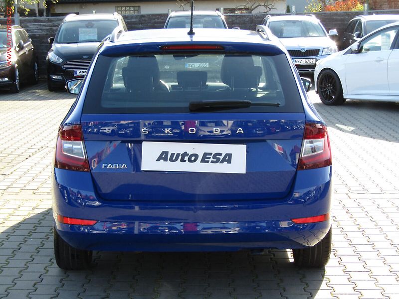 Škoda Fabia (2021) 1.0 TSi, 2.maj,ČR, Style - fotka 5 z 20