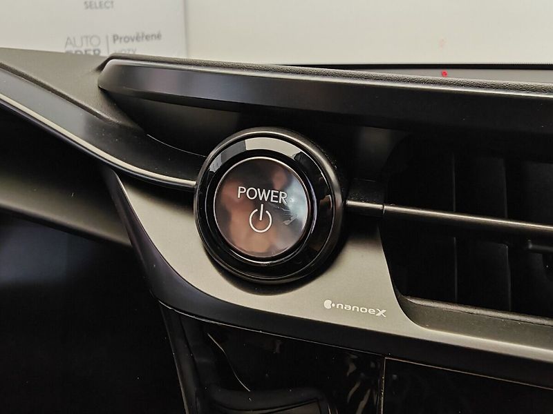 Lexus RZ 450e 450e DIRECT4 LUXURY Elektro 15 - fotka 31 z 39