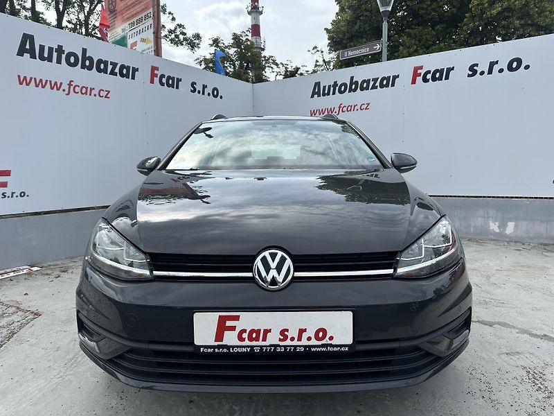 Volkswagen Golf (2018) 1.0TSI ser.knížka nová TK - fotka 2 z 27