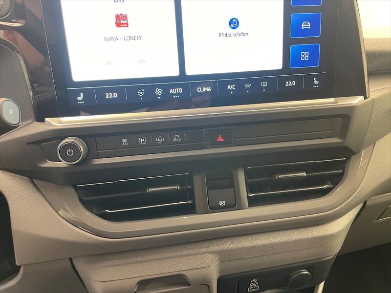 Volkswagen Caravelle Nový T7 Style 2,0 TDI 4MOT 8AU - fotka 12 z 32
