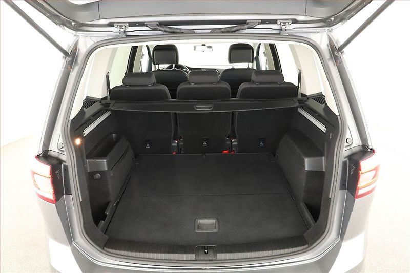 Volkswagen Touran (2016) 1.6 TDI, Navi, Tempomat - fotka 14 z 15