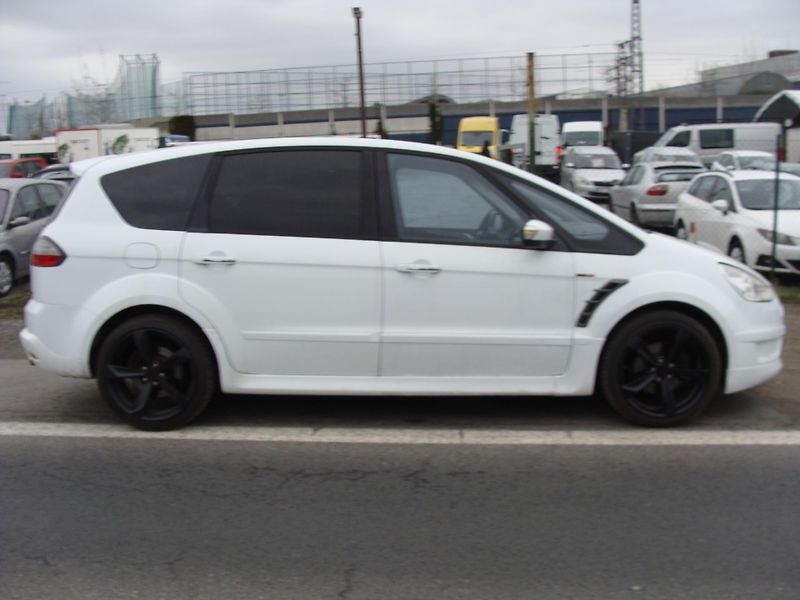 Ford S-MAX 2.2 TDCi,129 kW,klima,nová STK - fotka 6 z 20