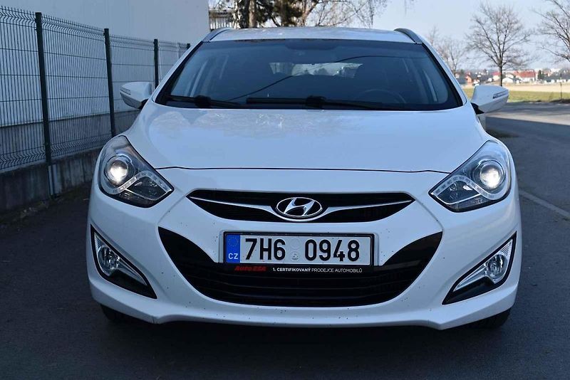 Hyundai i40 kombi je velké auto za poměrně příznivé ceny