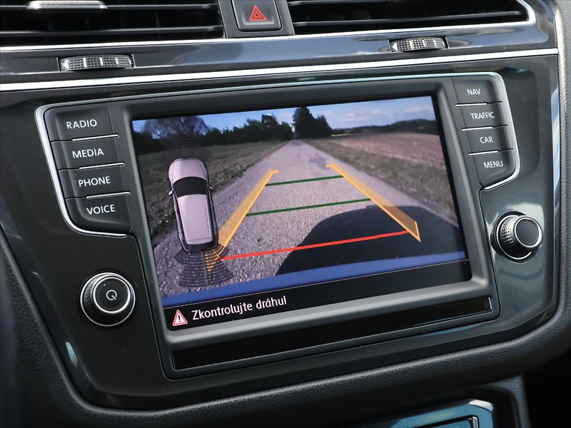 Volkswagen Tiguan 2,0 TDI 110kW DSG 4M Highline - fotka 26 z 37