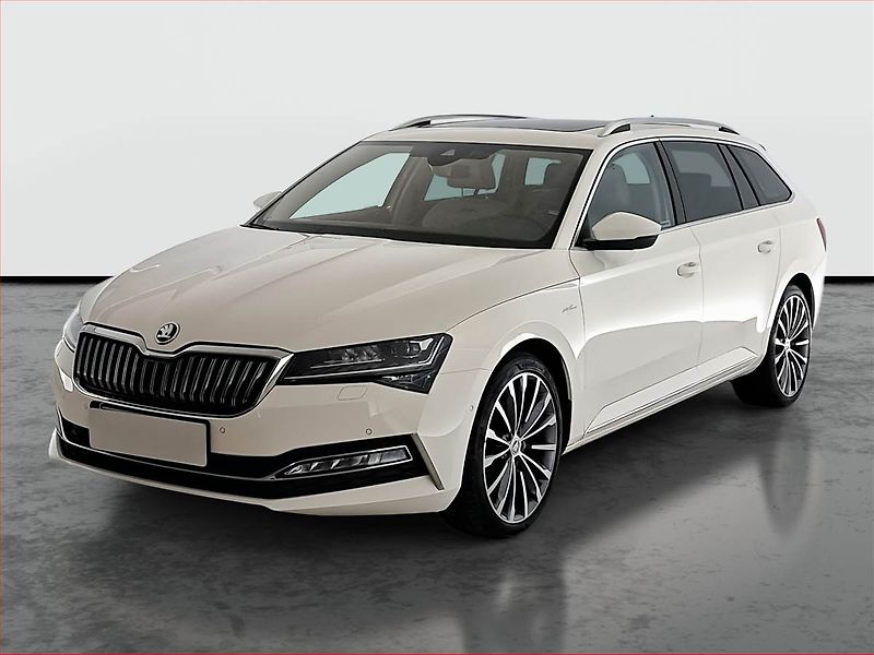 Škoda Superb (2023) Laurin&Klement 2.0 TDI - fotka 2 z 21