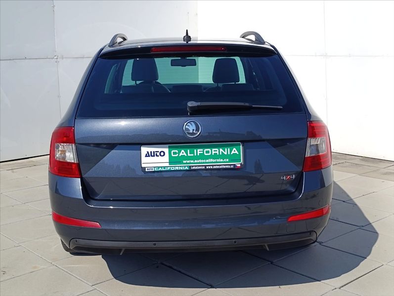 Škoda Octavia 1,6 TDi 4x4 Navi,Kůže,Aut.klim - fotka 8 z 36