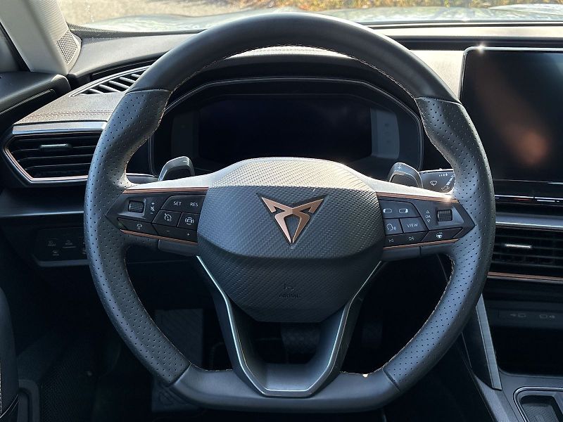 Cupra Formentor (2023) 1.5 TSI DSG - fotka 19 z 30