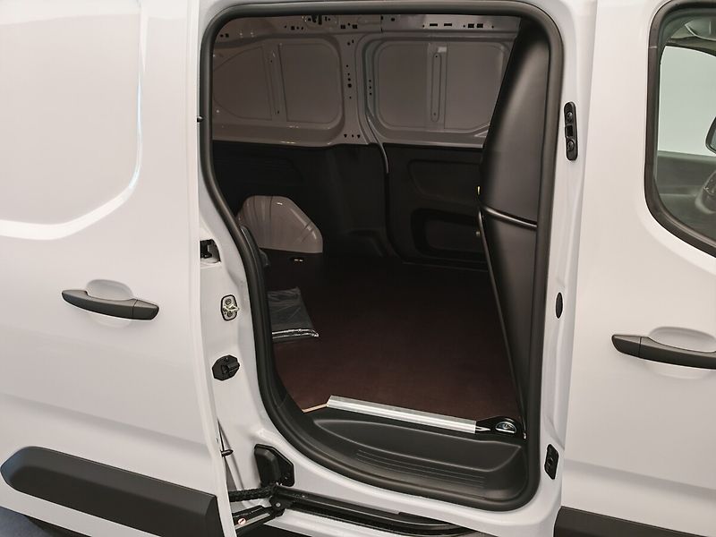 Toyota ProAce City Full Electric (50kWh) - 1 E-To - fotka 9 z 24
