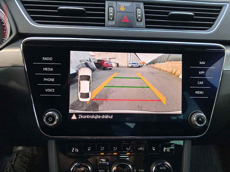 Škoda Superb (2019) 2.0 TSi 4x4, 2.maj,ČR, DSG - fotka 20 z 22