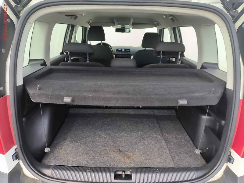Škoda Yeti (2011) 2.0 TDi 4x4, ČR, servis - fotka 7 z 18