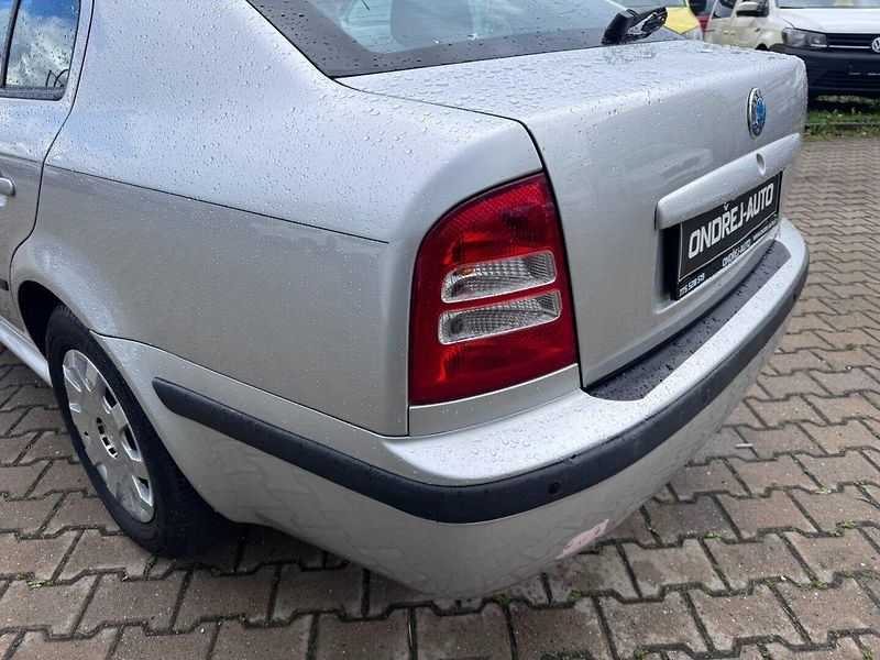 Škoda Octavia (2003) 1,6 SR 75 KW 2 MAJ STK KM - fotka 13 z 42