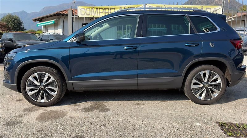 Škoda Karoq 2,0 TDi 110kw DSG 4x4 LED DPH - fotka 2 z 20