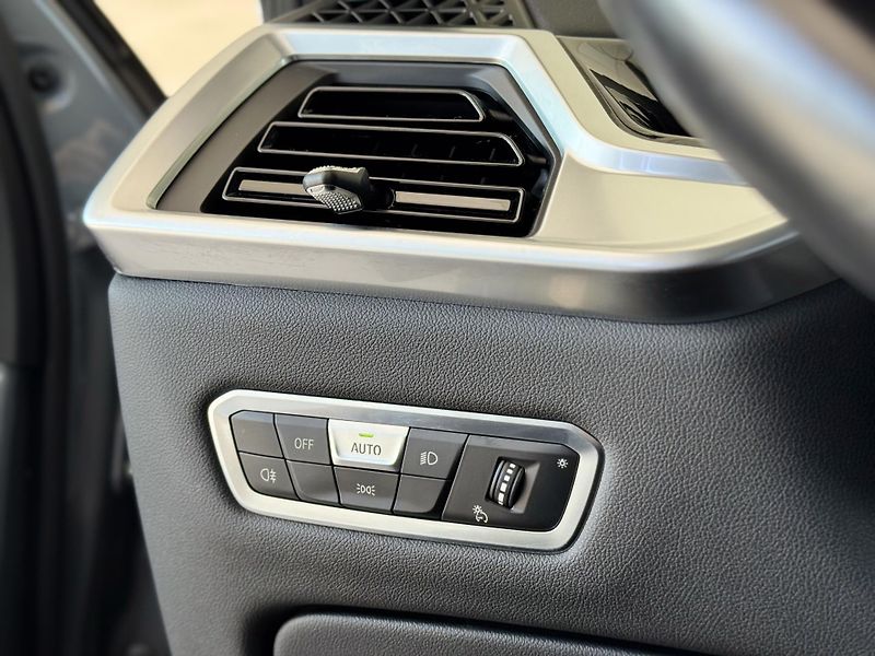 BMW X7 40d xDrive*M-SPORT*Záruka01/28 - fotka 38 z 57