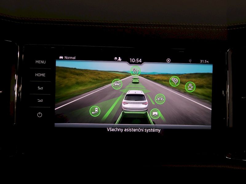 Škoda Kodiaq (2023) LAURIN&KLEMENT 2.0TDI 147KW 4x - fotka 30 z 50