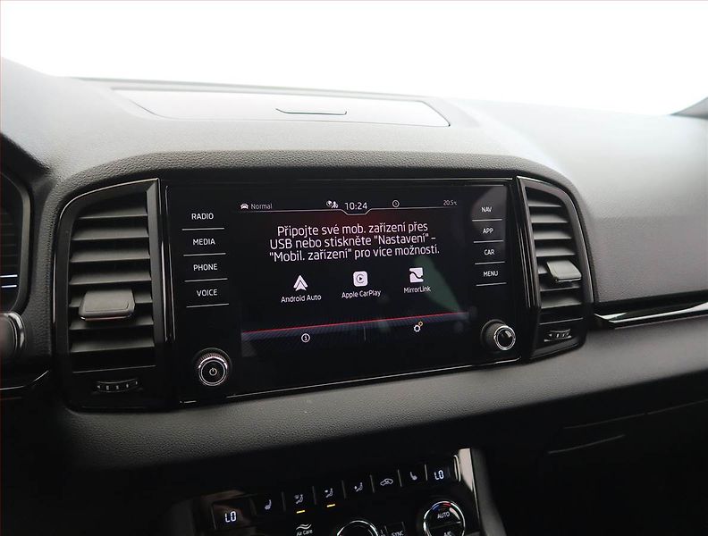 Škoda Karoq (2021) Sportline 1.5 TSI - fotka 17 z 28
