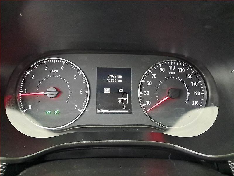 Dacia Sandero (2023) Stepway Essential 1.0 TCe, ČR - fotka 11 z 16