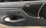Lexus ES 300h 300H 2,5 HEV LUXURY / ZÁRUKA - náhled 17