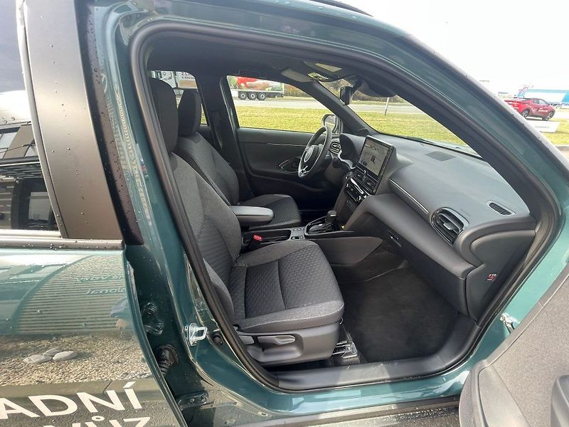Toyota Yaris Cross 1.5 Hybrid 130k FWD Style - fotka 25 z 27