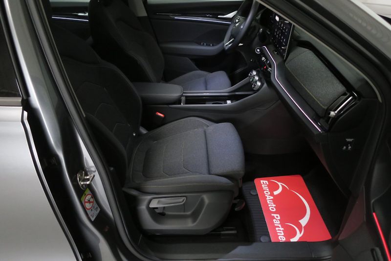 Škoda Kodiaq (2024) SELECTION 142kW 4X4 7M Nez.To. - fotka 38 z 50