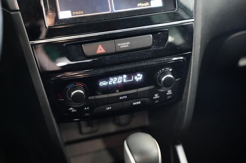 Suzuki Vitara - fotka 18 z 22