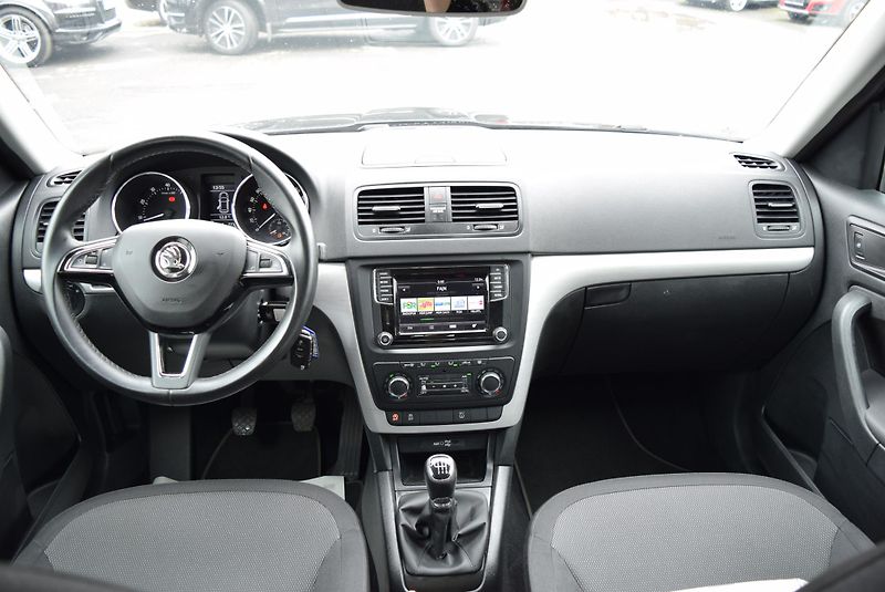 Škoda Yeti (2016) 1.4TSI 92kw AMBI ALU TEMPOMAT - fotka 18 z 44