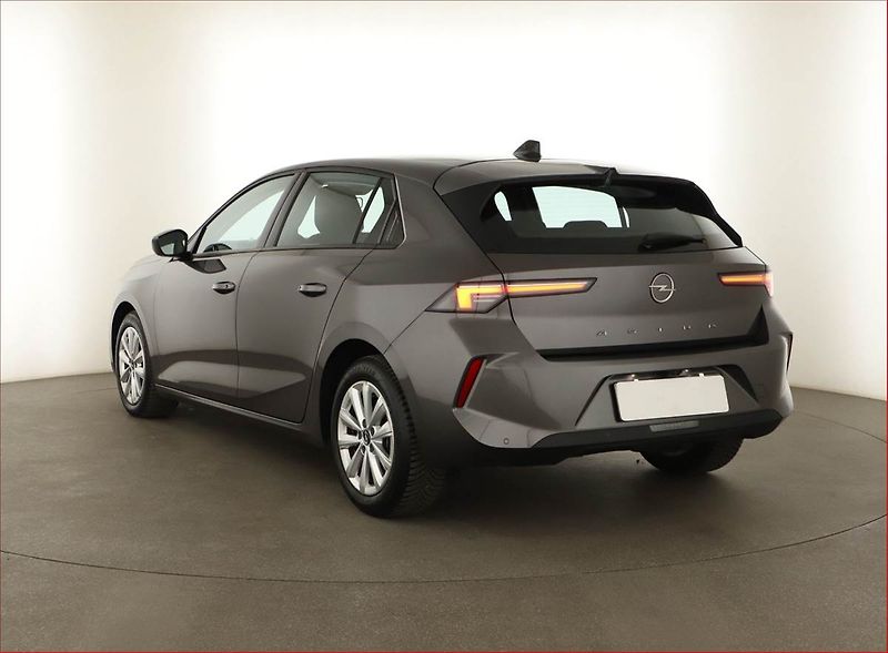 Opel Astra (2023) Edition 1.2 Turbo, Serv.kniha - fotka 4 z 19