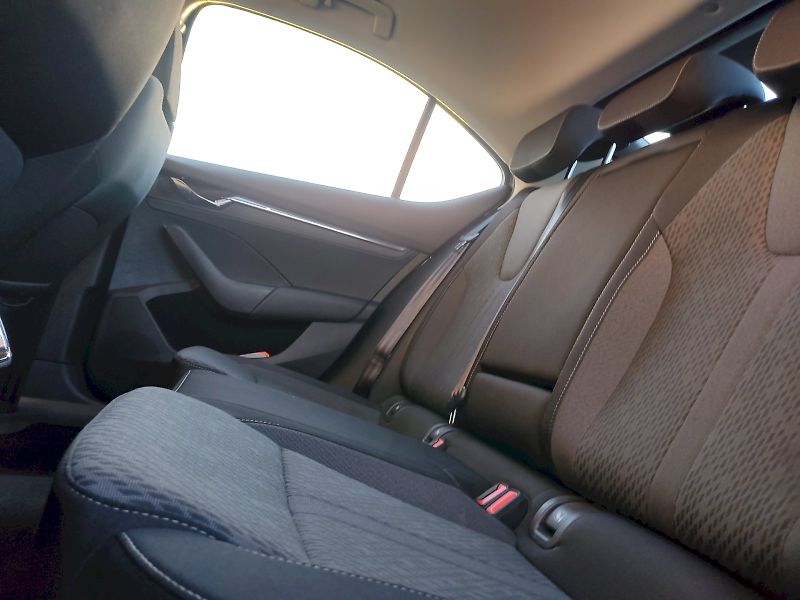 Škoda Octavia (2020) Style Plus 1,5 Tsi 110 Kw - fotka 26 z 37