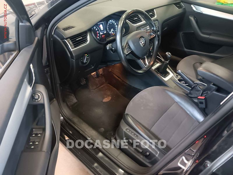 Škoda Octavia (2016) 1.6 Tdi, 1.maj, navi, bixen - fotka 3 z 3