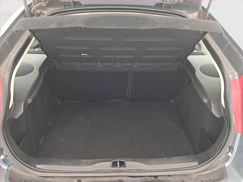 Citroën C4 (2006) 1.4 16V, po STK, dobrý stav - fotka 13 z 17