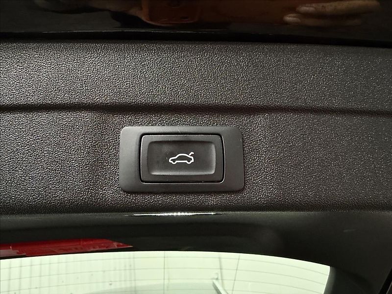 Audi A5 TDI 150kW MHEV Quattro Sport - fotka 34 z 42