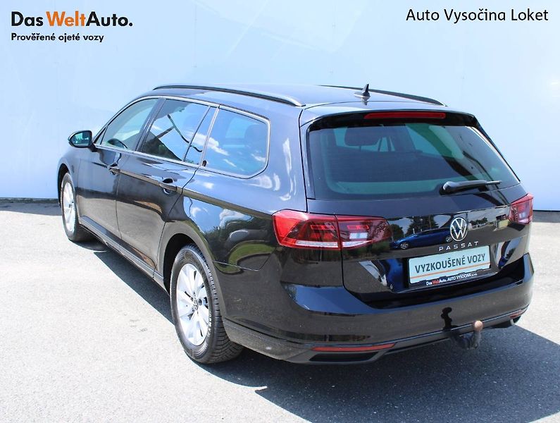 Volkswagen Passat (2022) 2.0 TDI 110kW manuál tažné - fotka 26 z 35