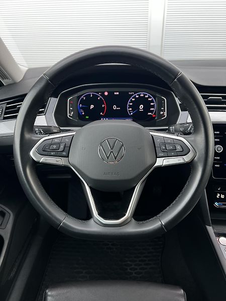 Volkswagen Passat 2.0TDI DSG Kůže Virtual TZ DPH - fotka 9 z 28