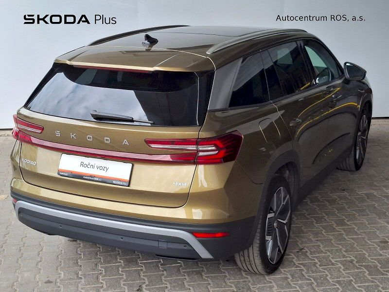 Škoda Kodiaq (2024) Exclusive Selection 4X4 TD 142 - fotka 2 z 37