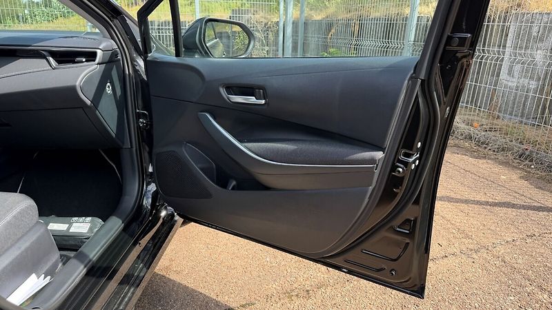 Toyota Corolla SD Comfort Tech dodání konec r - fotka 22 z 25