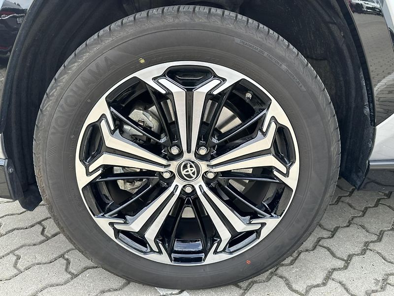 Toyota RAV4 (2025) 2.5 PHEV - SELECTION - fotka 23 z 25