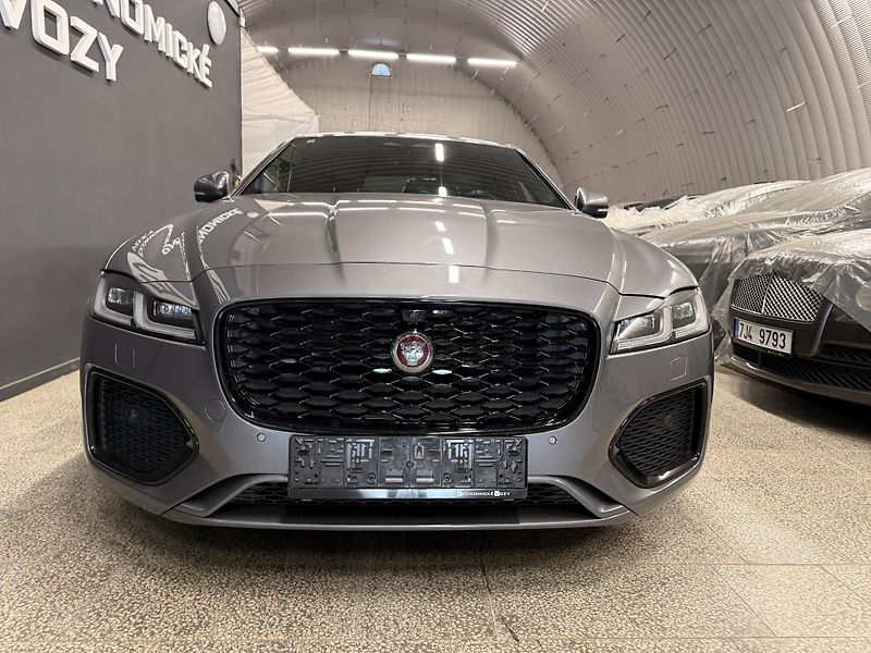 Jaguar XF (2021) 2.0d R-Dynamic, REZERVOVANO - fotka 10 z 56